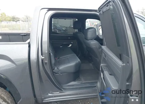 2025 Toyota Tundra Platinum 4Wd z USA, uszkodzony, nr VIN 5TFWA5DB9SX328561